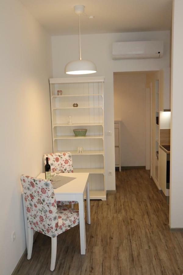 Ilica Studio Apartment Iva Zagreb Buitenkant foto